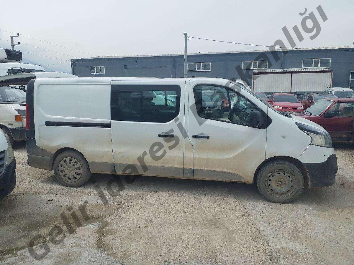 Satılık Renault Trafic 2015 - Bursa İnegöl ilan görseli 13