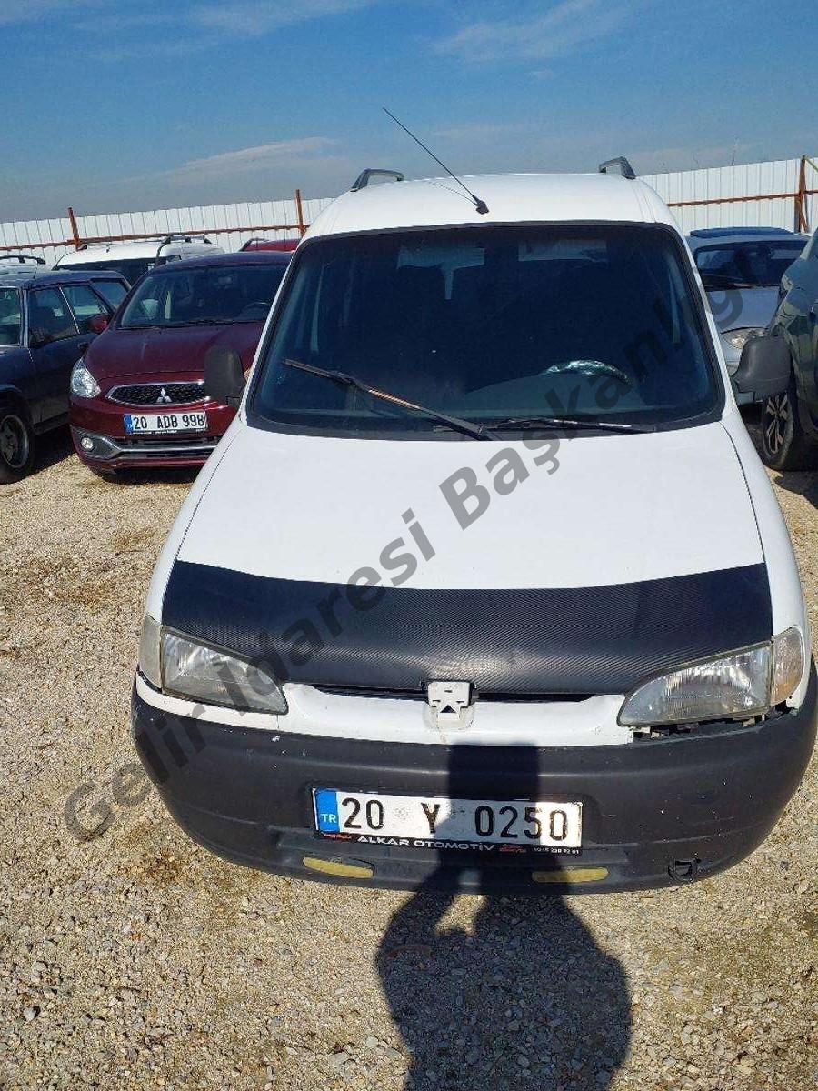 Satılık Peugeot Partner 2001 - Denizli Merkez ilan görseli