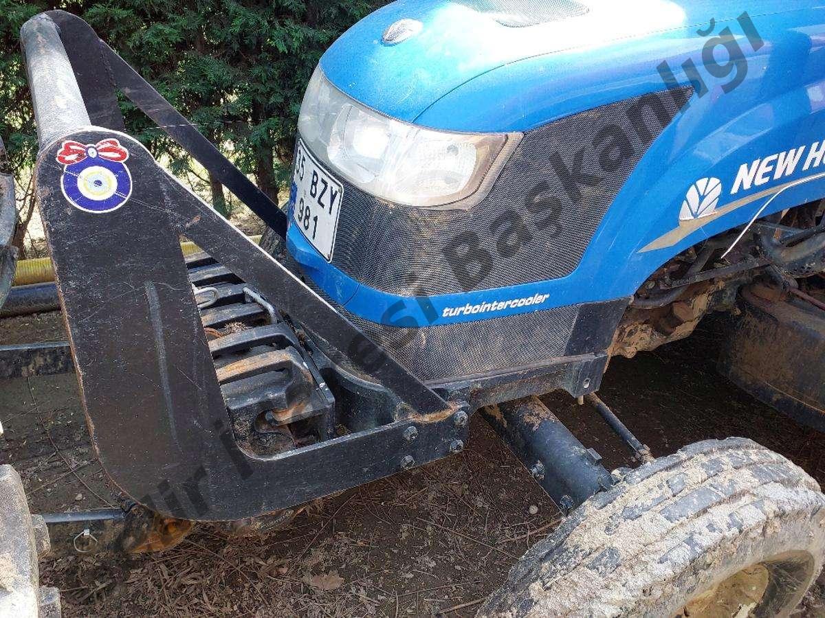 Satılık NEW Holland TT65 2WD Roll Barli 2017 - İzmir Tire ilan görseli 7
