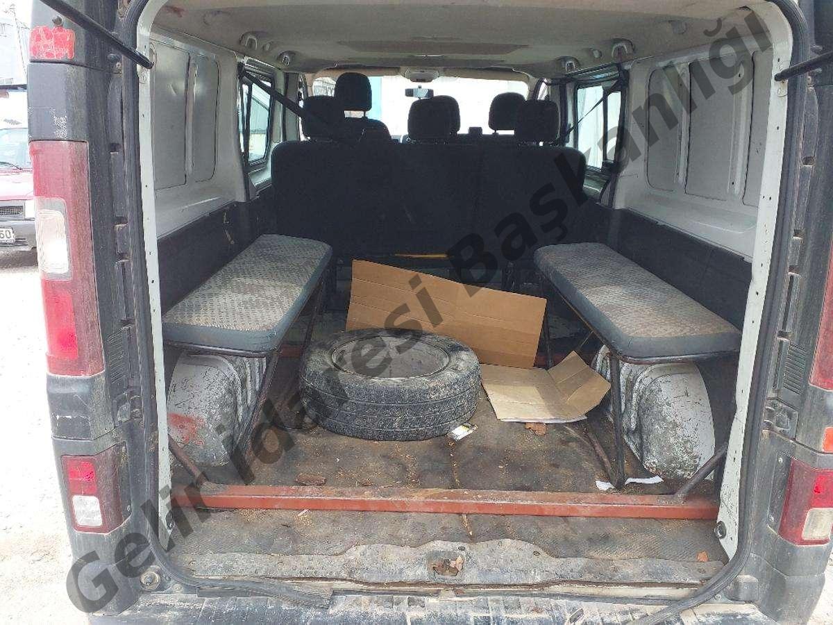 Satılık Renault Trafic 2015 - Bursa İnegöl ilan görseli 11