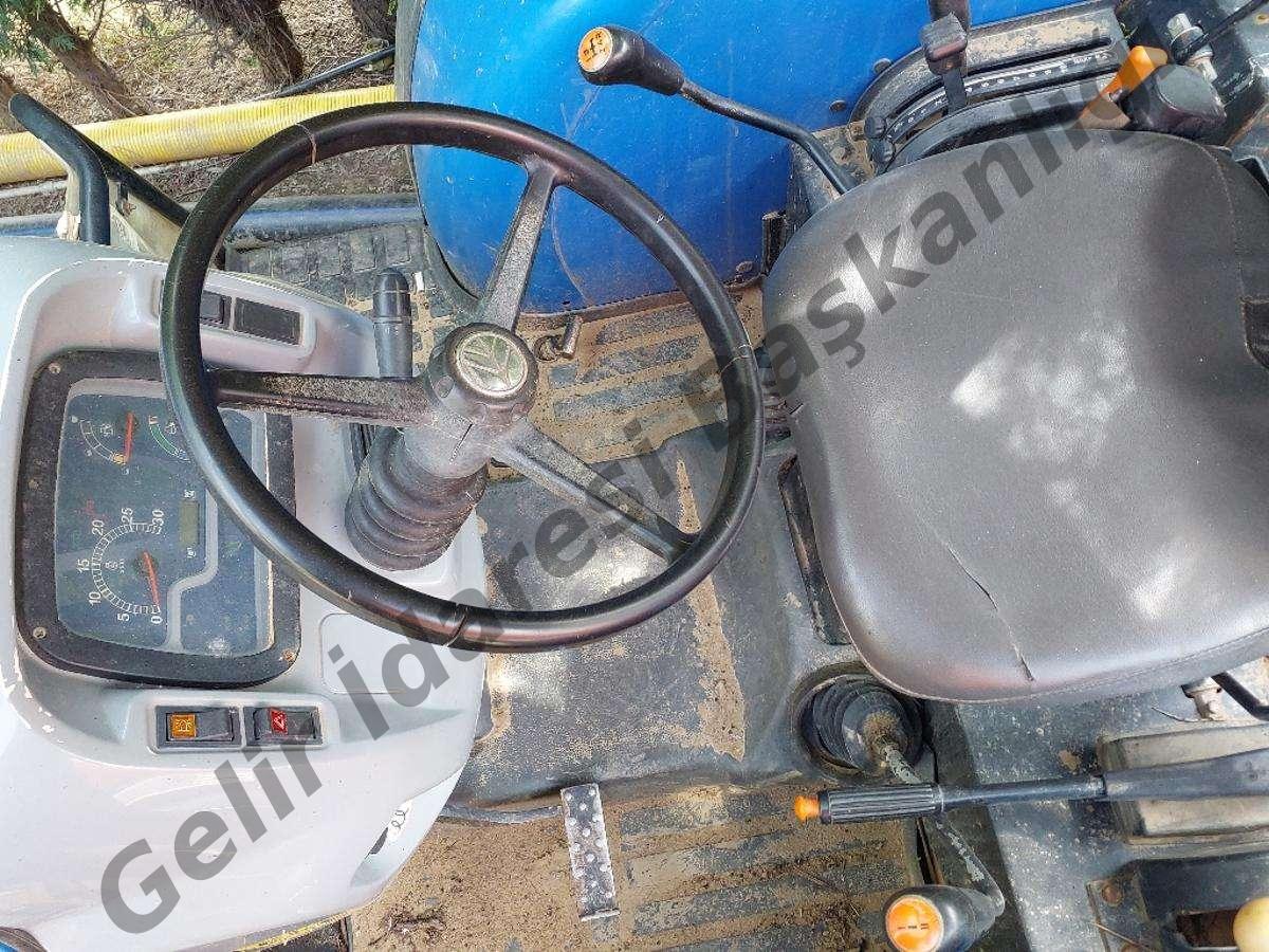 Satılık NEW Holland TT65 2WD Roll Barli 2017 - İzmir Tire ilan görseli 10