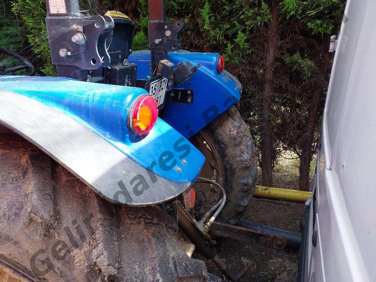 Satılık NEW Holland TT65 2WD Roll Barli 2017 - İzmir Tire ilan görseli 8