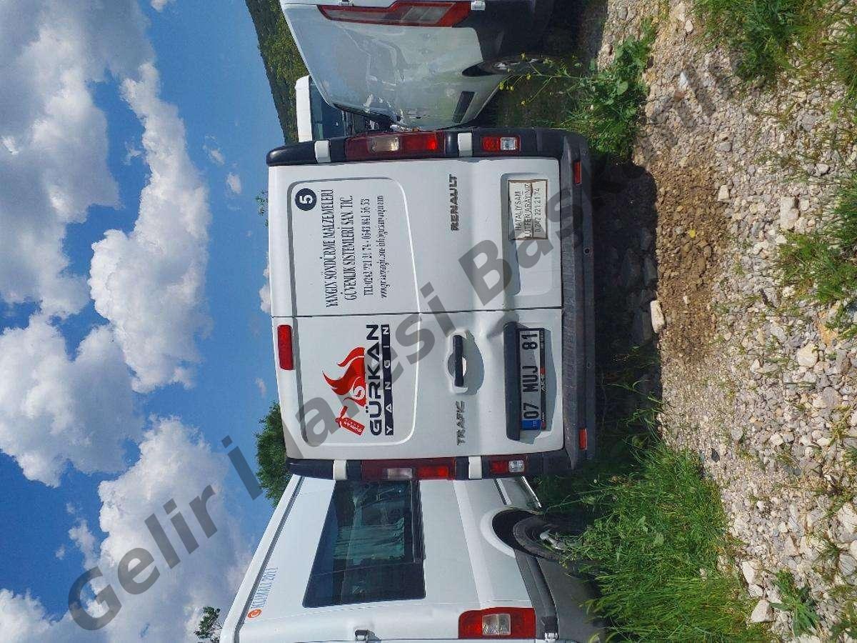 Satılık Renault Trafic 2017 - Burdur Bucak ilan görseli 4