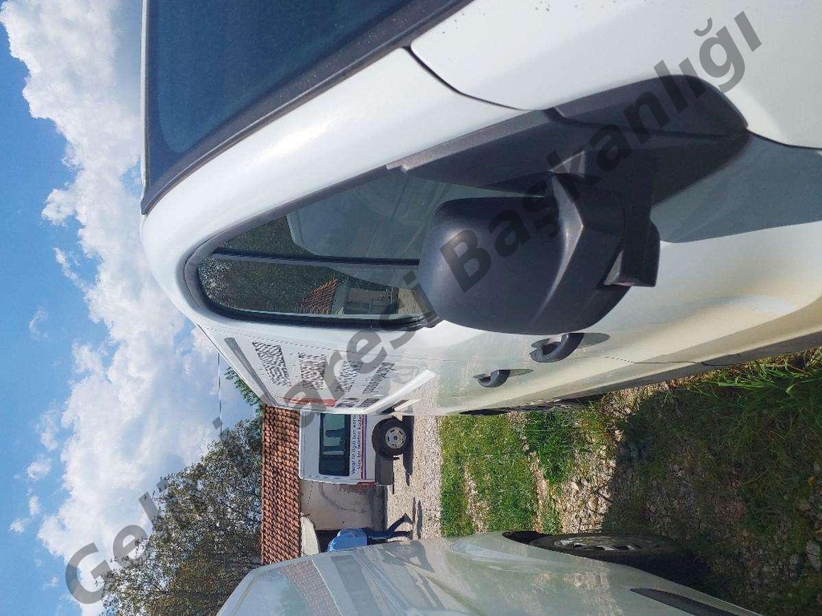 Satılık Renault Trafic 2017 - Burdur Bucak ilan görseli 8